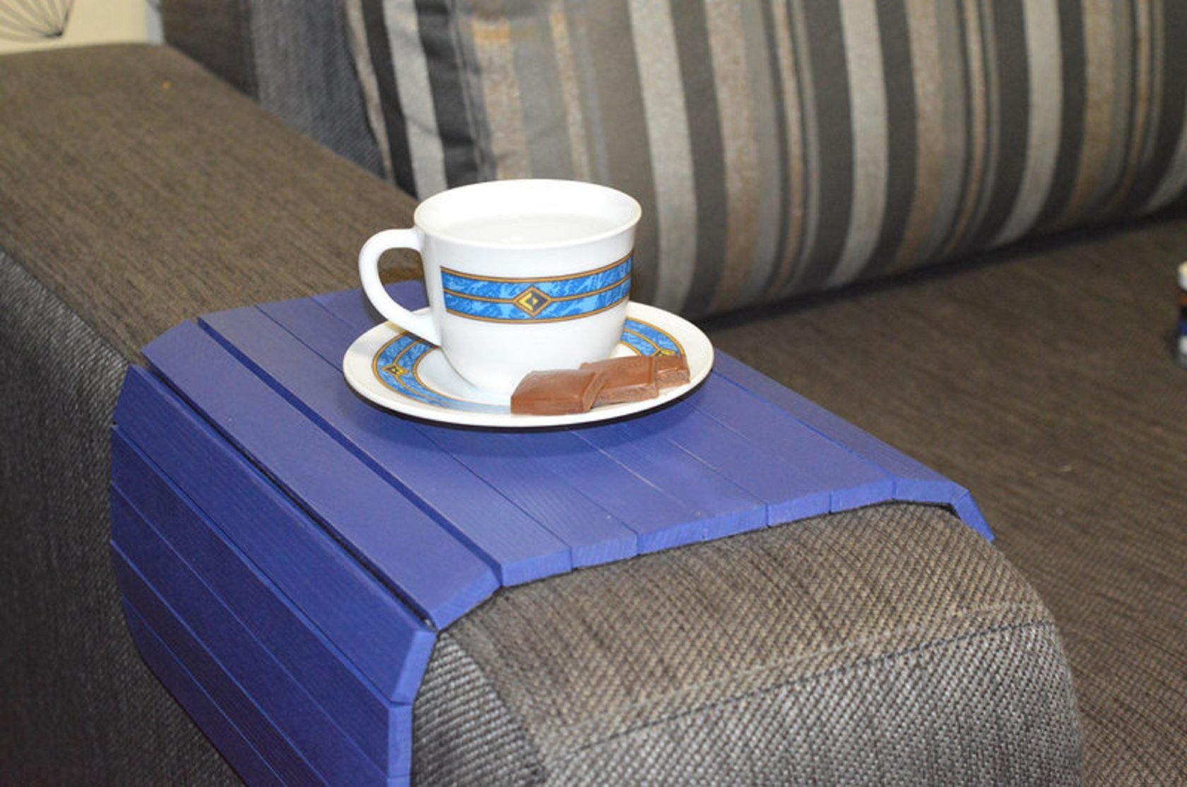 Дерев'яна накладка, столик, килимок на підлокітник дивану (синій) #2i2ua