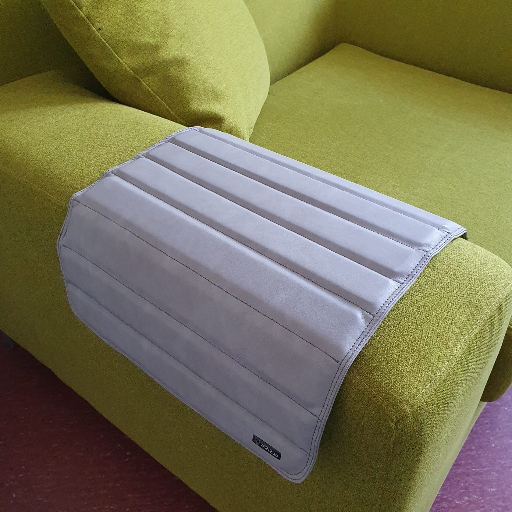 Столик накладка килимок на підлокітник дивана "світло сірий"